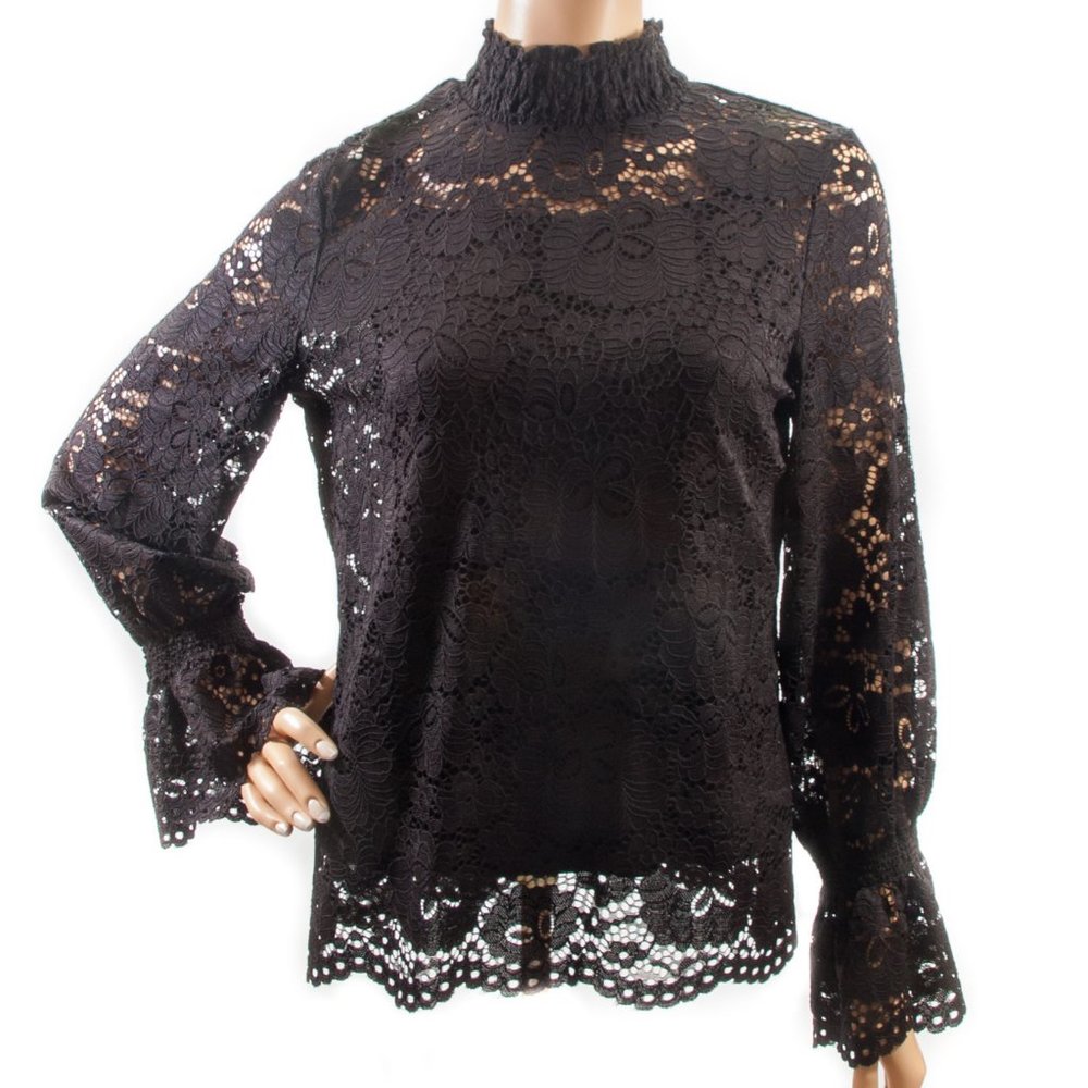 *** SOLD ***   New!! ADRIANNA PAPELL Black Lace Top & Cami